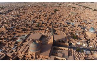 حمل بار مشهد یزد با خاور نیسان کامیون تریلی ده چرخ